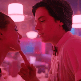 Betty and Jughead kiss in Riverdale